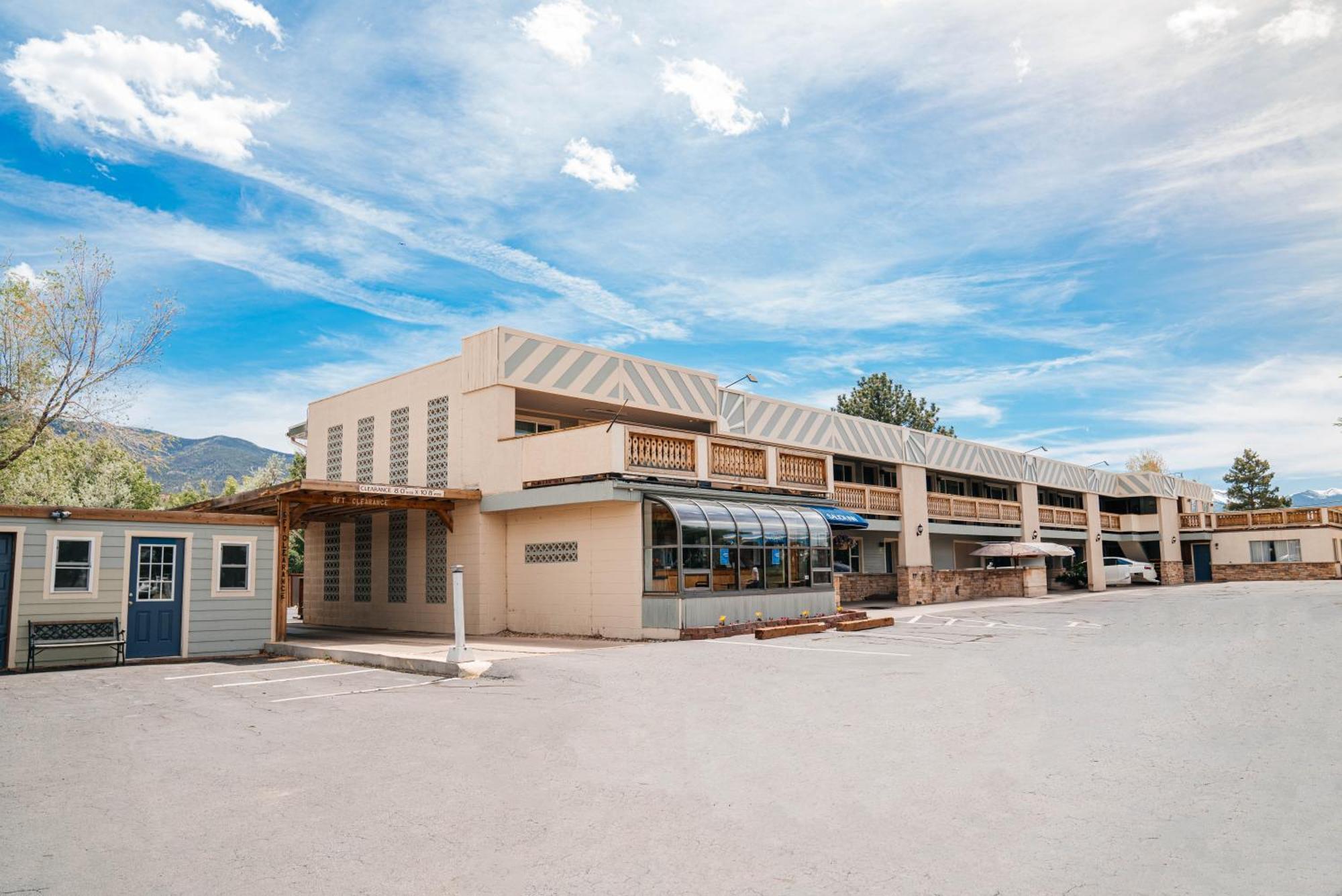 Salida Inn & Monarch Suites Exterior photo